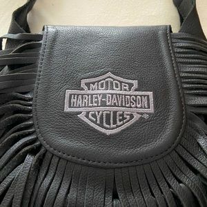 Genuine Harley-Davidson leather shoulder bag.